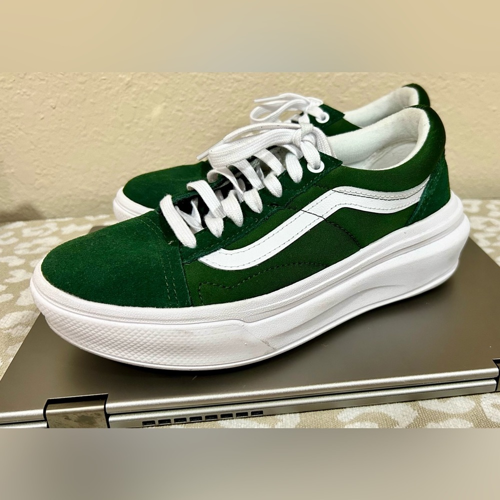 Vans Old Skool Overt CC Shoe